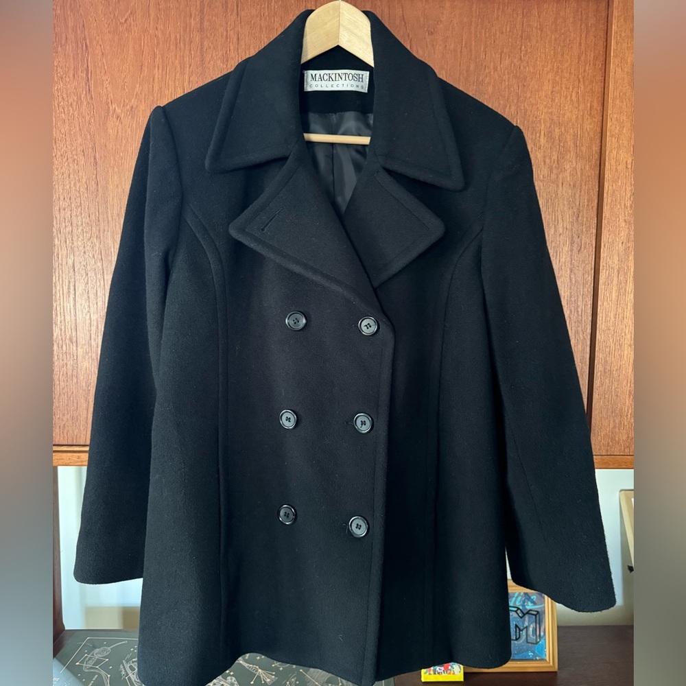 Mackintos Collections sweet pea coat - size 10P. Good used condition. - Picture 2 of 16